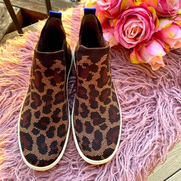 Rothy's Shoes - Rothy’s wildcat chelsea size 7 used once